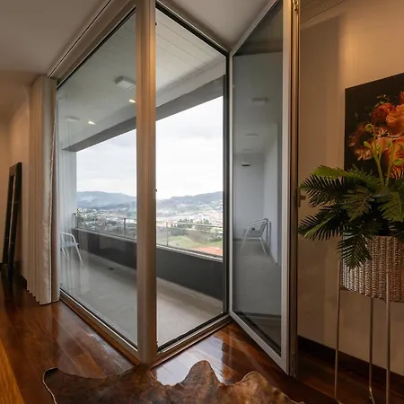 Holiday home Colina De Picoutos Moradia Com Piscina Povoa de Lanhoso