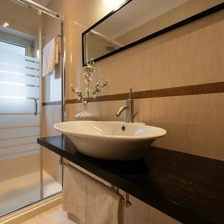 Colina De Picoutos Moradia Com Piscina