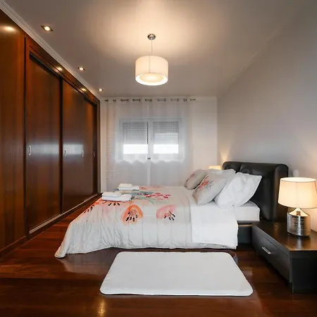 Colina De Picoutos Moradia Com Piscina