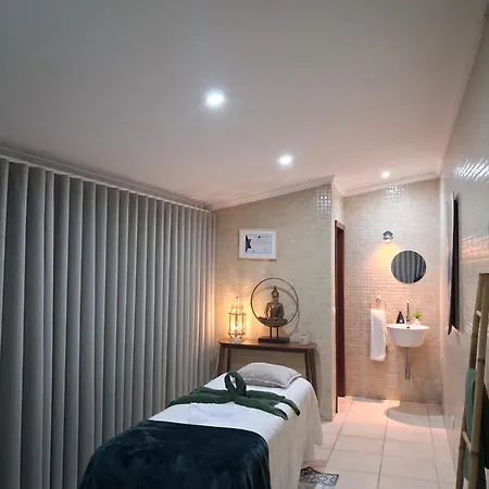 Colina De Picoutos Moradia Com Piscina 4*
