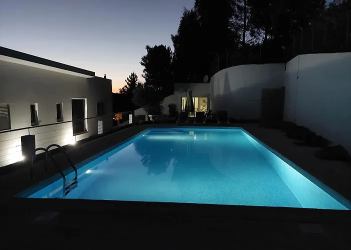 Colina De Picoutos Moradia Com Piscina 招待所