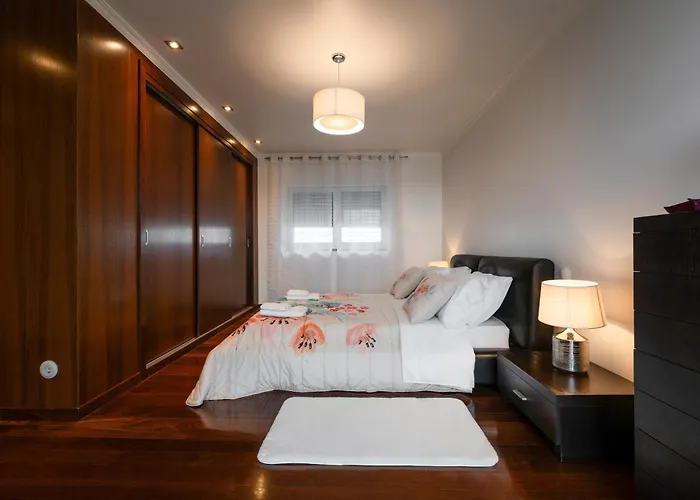 Colina De Picoutos Moradia Com Piscina